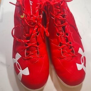 Underarmor baseball cleats
